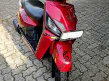 Mahindra Gusto 2015 Motorbike