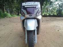 Mahindra Gusto 2016 Motorbike