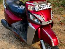 Mahindra Gusto 2015 Motorbike