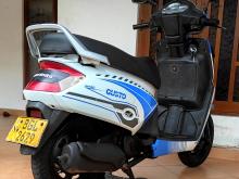 https://riyasewana.com/uploads/mahindra-gusto-rs-2014535019296.jpg