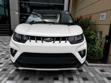 Mahindra KUV 100 2022 SUV
