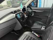 https://riyasewana.com/uploads/mahindra-kuv-100-515113322142.jpg