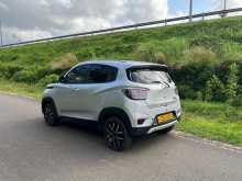 https://riyasewana.com/uploads/mahindra-kuv100-nxt-2190251413.jpg