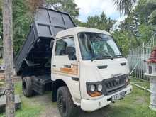 Mahindra Optimo 2018 Lorry