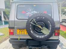 https://riyasewana.com/uploads/mahindra-lx-jeep-81433004633.jpg