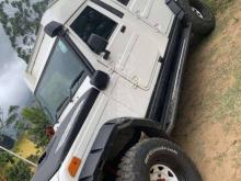 https://riyasewana.com/uploads/mahindra-mahendra-bolero-18114416494383.jpg