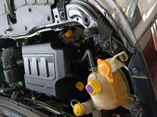 https://riyasewana.com/uploads/mahindra-mahendra-kuv-6915086216.jpg