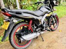 https://riyasewana.com/uploads/mahindra-mahindra-188491222802.jpg