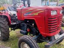 Mahindra Mahindra 2015 Tractor