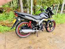 https://riyasewana.com/uploads/mahindra-mahindra-237344622062.jpg