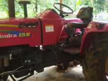 https://riyasewana.com/uploads/mahindra-mahindra-261845264412.jpg
