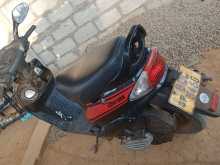 Mahindra Mahindra 2015 Motorbike