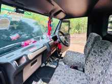 https://riyasewana.com/uploads/mahindra-mahindra-bolero-165123722193.jpg