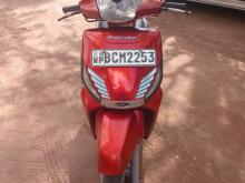 Mahindra Gusto 2015 Motorbike