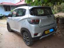 https://riyasewana.com/uploads/mahindra-mahindra-kuv-12125148402.jpg