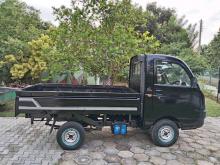 Mahindra Maxximo 2011 Lorry