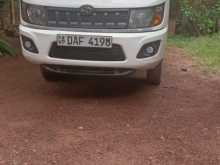 https://riyasewana.com/uploads/mahindra-maximo-2151229325.jpg