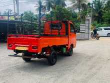 https://riyasewana.com/uploads/mahindra-maximo-24818104563.jpg