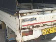 https://riyasewana.com/uploads/mahindra-maximo-5713094572.jpg