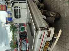 https://riyasewana.com/uploads/mahindra-maximo-7929014903.jpg