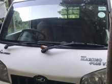 https://riyasewana.com/uploads/mahindra-maximo-rs-3185758204.jpg