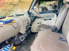 https://riyasewana.com/uploads/mahindra-maxximo-plus-2016-1913593812393.jpg