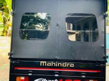 https://riyasewana.com/uploads/mahindra-mhandra-bolero-131820236125.jpg