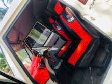 https://riyasewana.com/uploads/mahindra-model-291800024942.jpg