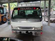Isuzu Npr 81L 2004 Lorry