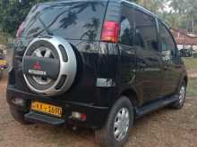 Mahindra Quonto 2013 SUV