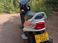https://riyasewana.com/uploads/mahindra-redio-18758496825.jpg