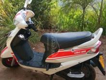 https://riyasewana.com/uploads/mahindra-redio-uzo-10105908484210.jpg