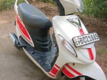 https://riyasewana.com/uploads/mahindra-redio-uzo-10110038691648.jpg