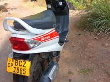 https://riyasewana.com/uploads/mahindra-redio-uzo-10110038693511.jpg