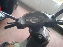 https://riyasewana.com/uploads/mahindra-scooty-27382913913.jpg