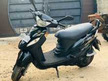 https://riyasewana.com/uploads/mahindra-scooty-520005613762.jpg