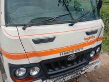 Mahindra Optimo 2017 Lorry