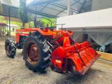 https://riyasewana.com/uploads/mahindra-tractor-26922124842.jpg