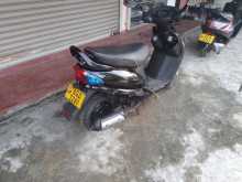 https://riyasewana.com/uploads/mahindra-uzo-1414420613353.jpg
