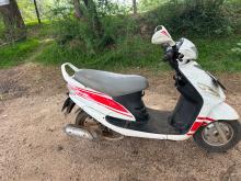 Mahindra Uzo125 2019 Motorbike