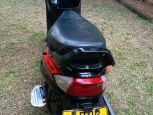 Mahindra UZO125 2016 Motorbike