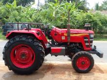 https://riyasewana.com/uploads/mahindra-yuvo-575-22757306605.jpg