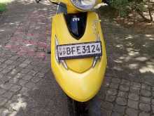 Mahindra Zest 2017 Motorbike