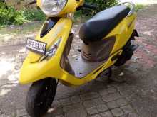 https://riyasewana.com/uploads/mahindra-zest-231359154312.jpg