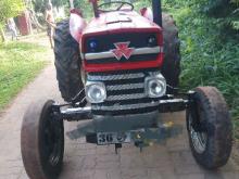 https://riyasewana.com/uploads/massey-ferguson-135-7826046636.jpg