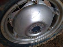https://riyasewana.com/uploads/massey-ferguson-135-d-12240276755.jpg