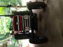 https://riyasewana.com/uploads/massey-ferguson-135-dl-15852394593.jpg