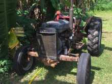 Massey-Ferguson 135 DL 1987 Tractor