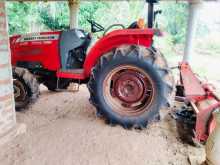 https://riyasewana.com/uploads/massey-ferguson-1552-2019-2018105212883.jpg