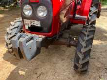 https://riyasewana.com/uploads/massey-ferguson-1552-2020-1518054712792.jpg